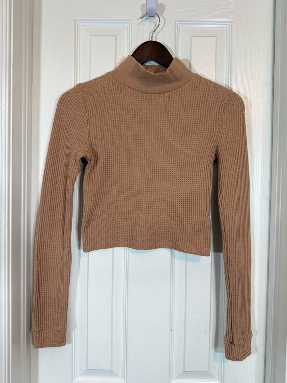 Aerie Waffle Knit Mock Neck Cropped Long Sleeve Top Size Small